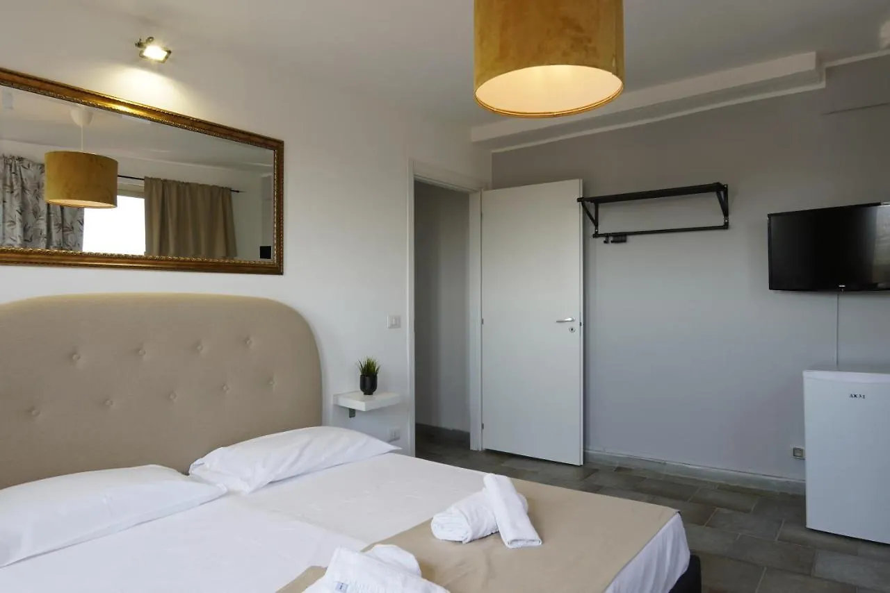 Airport Suite Katanya Oda ve Kahvaltı